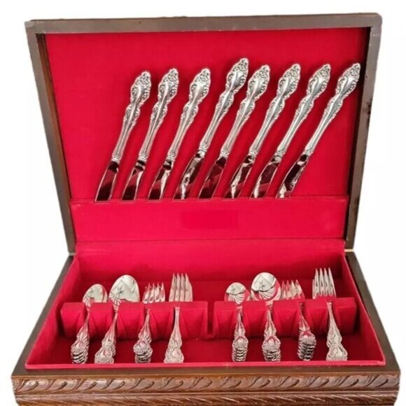 Oneida 1881 Rogers Silverplate - 1967 Baroque Rose 60 Pcs (12 Place) Without Box - Picture 5 of 5